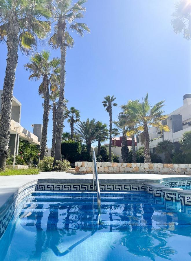 Breathtaking Apartment Torrevieja Zewnętrze zdjęcie